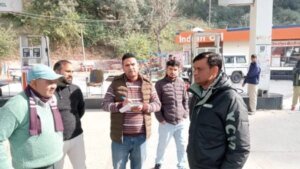 एसडीएम संदीप कुमार ने यातायात फिलिंग स्टेशन एवं कॉमन सर्विस सेंटरों का किया औचक निरीक्षण, दिए आवश्यक दिशा-निर्देश